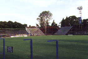 estadio: vista de la tribuna remodelada en 1999